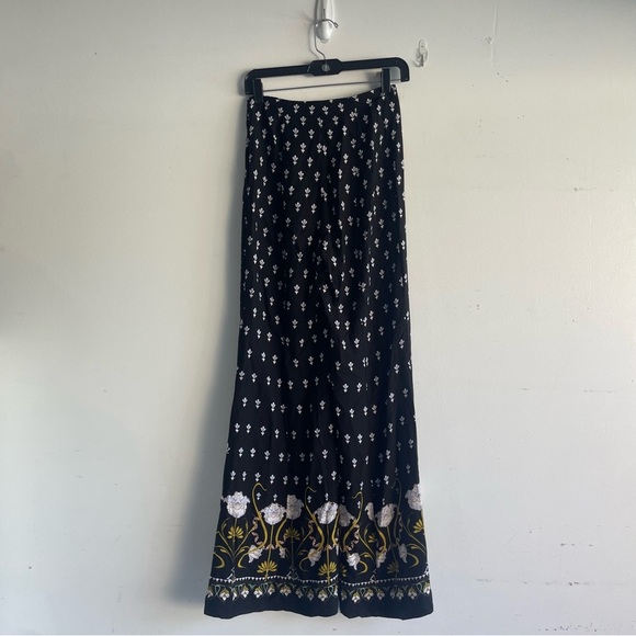 By Anthropologie floral wide leg pants black 22638 - Picture 2 of 13